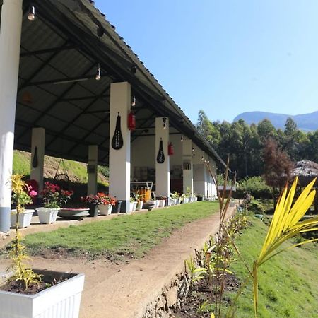 Happy Holidays Resort Kanthalloor Esterno foto