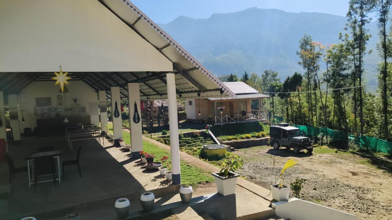 Happy Holidays Resort Kanthalloor Esterno foto
