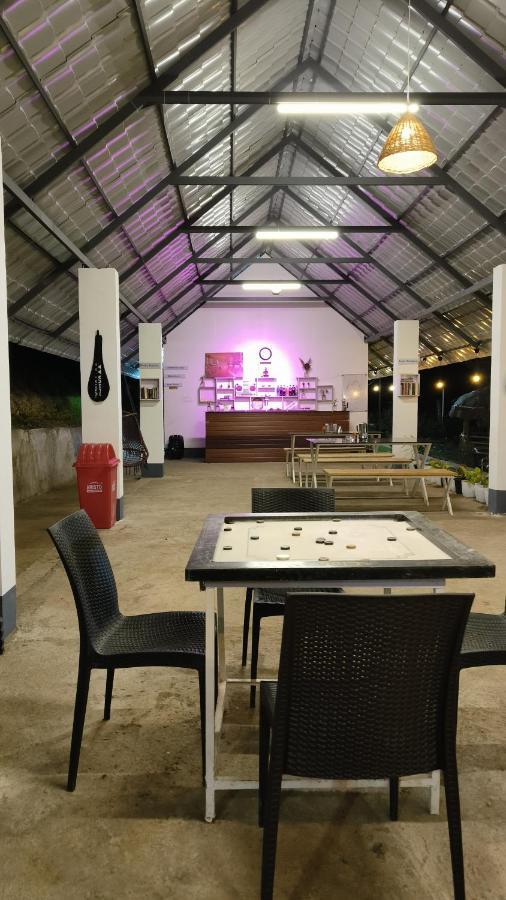 Happy Holidays Resort Kanthalloor Esterno foto