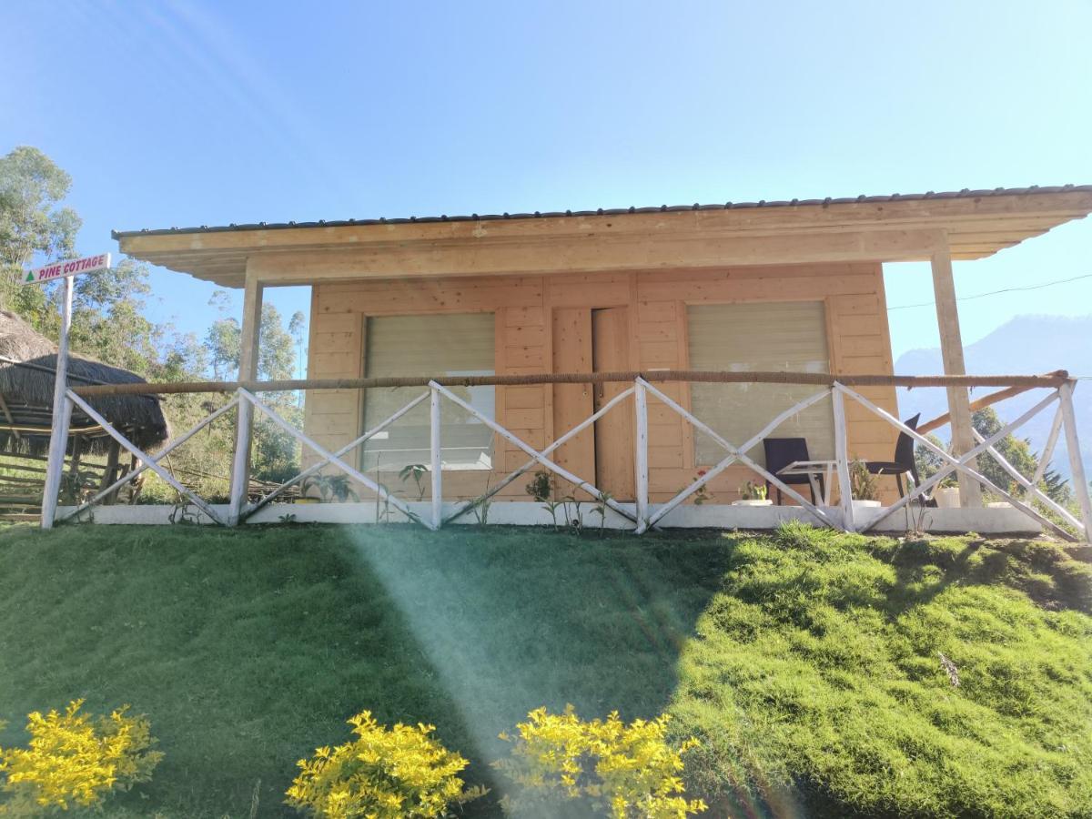 Happy Holidays Resort Kanthalloor Esterno foto